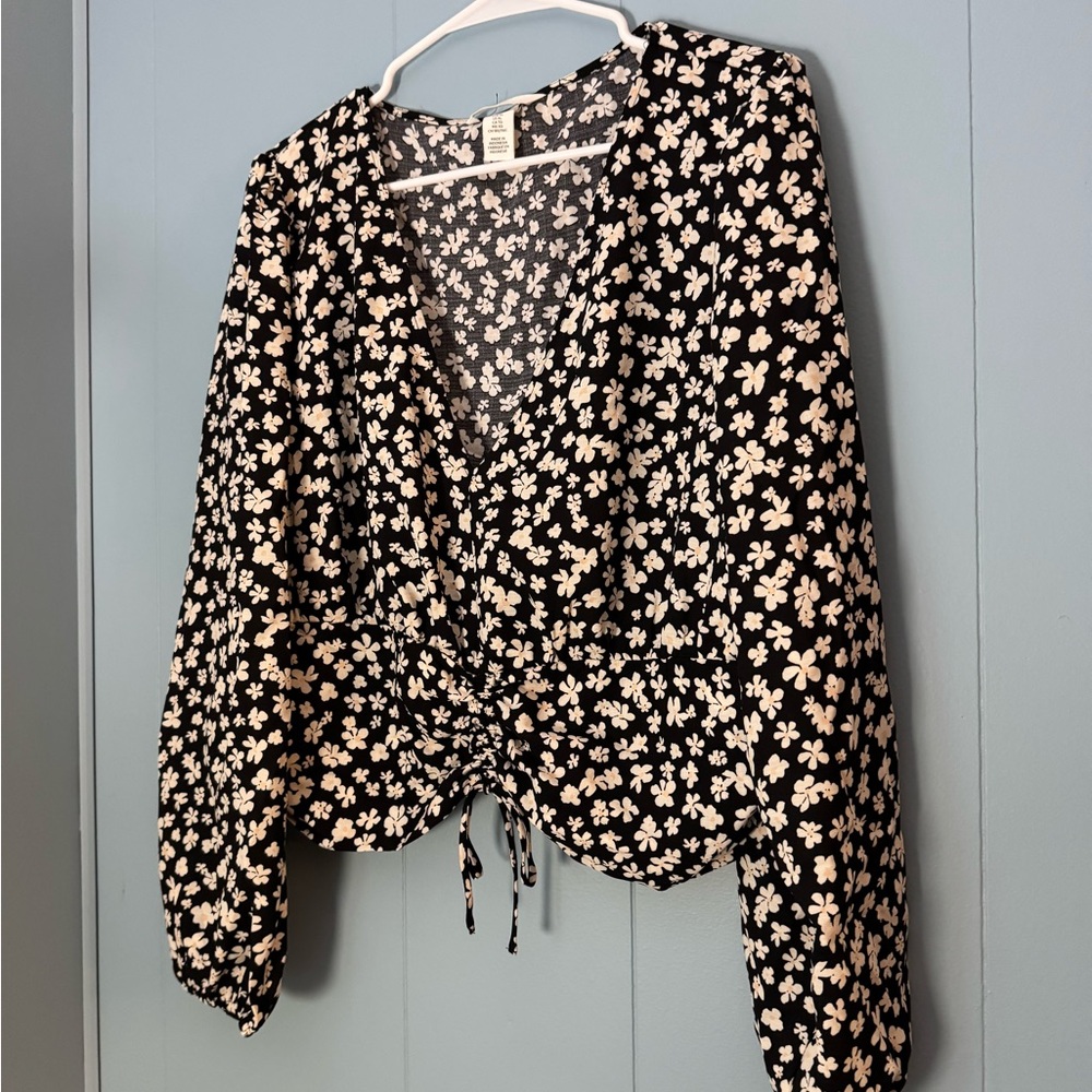 H&M Black and Cream Floral Blouse
